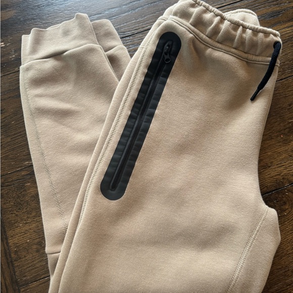 Nike Tech Fleece Matching Set - Picture 6 of 6